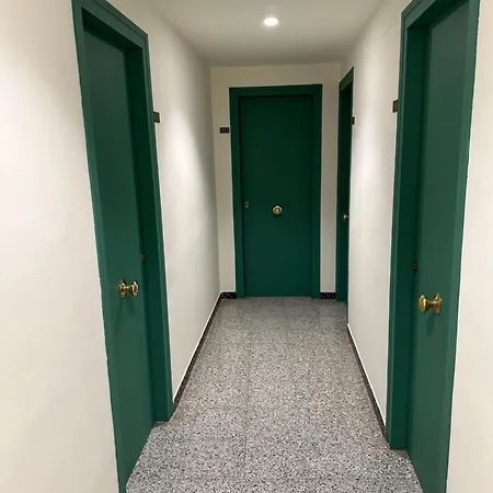 L'Illa Hotel *