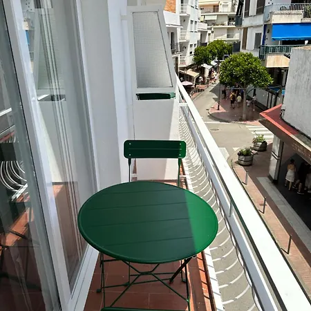 L'Illa Hotel Otel *