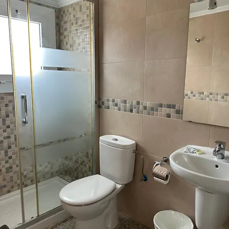 L'Illa Hotel *