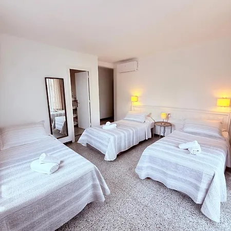 L'illa * Tossa de Mar