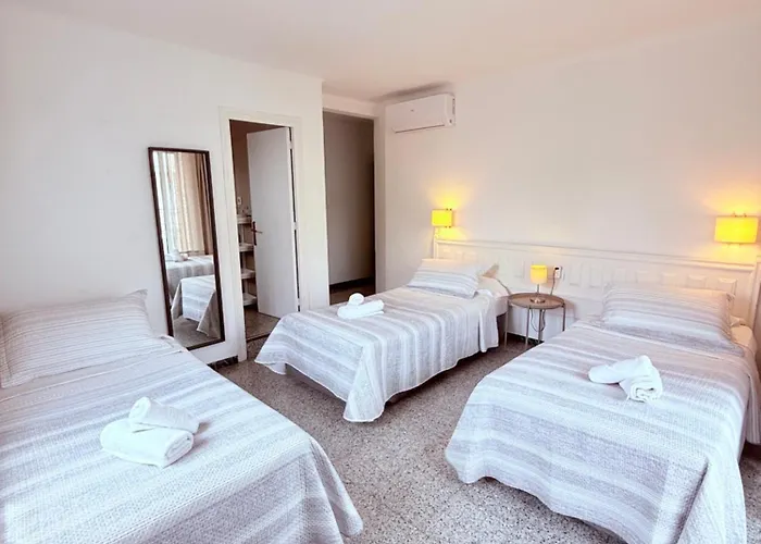 L'illa * Tossa de Mar